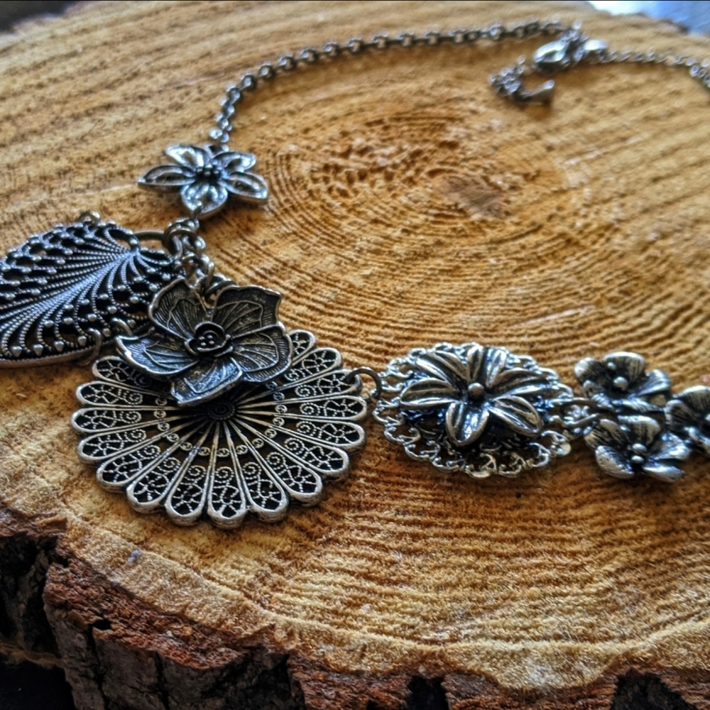 Vintage Silver Ornate Necklace